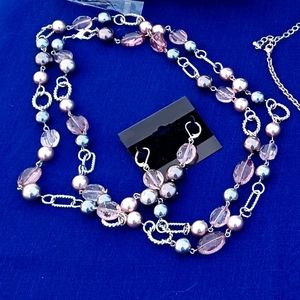 Necklace and earrings set